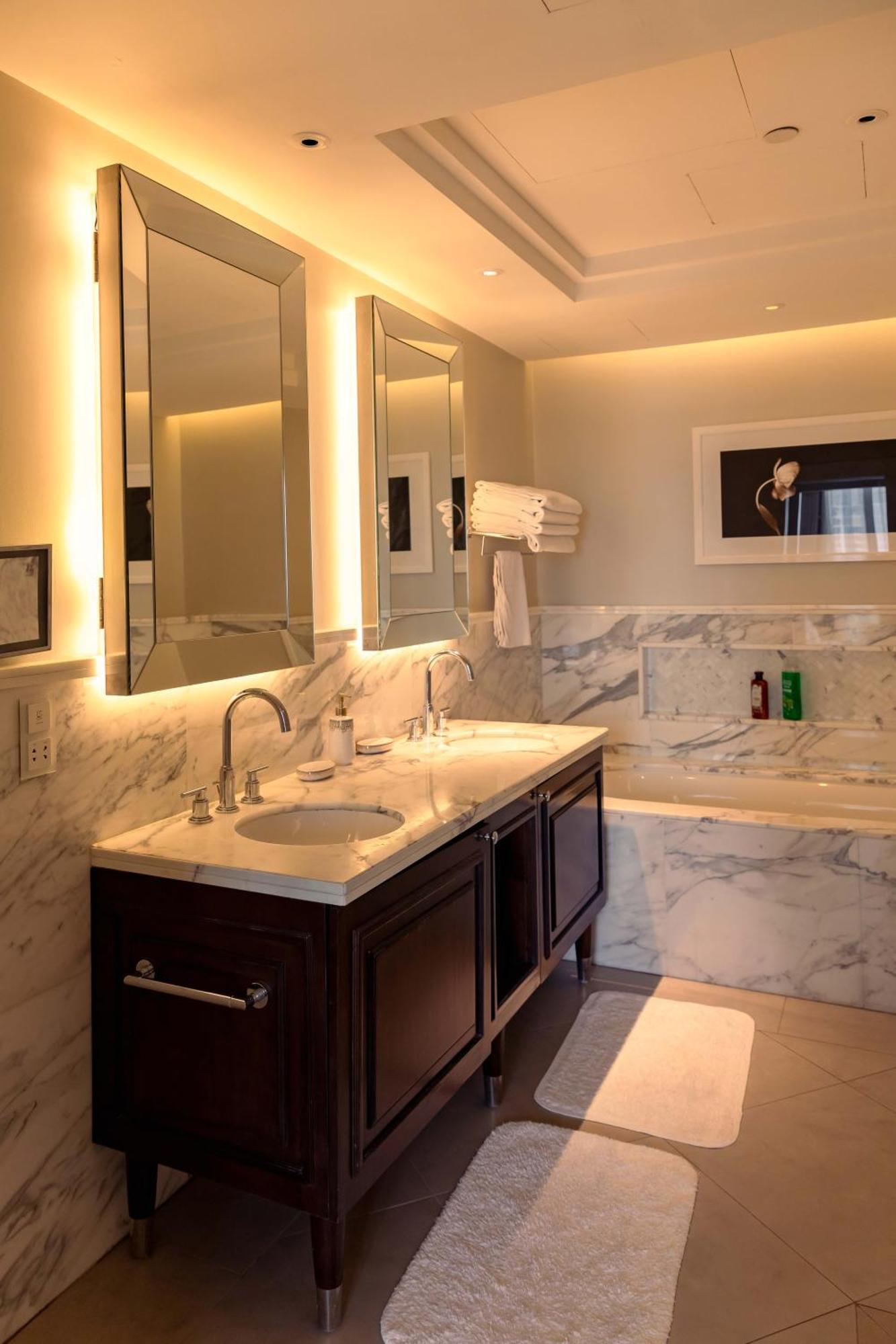 Amazing 2 Bedroom With Full Burj View Dubai Bagian luar foto